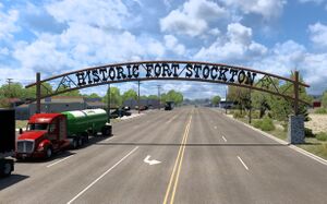 Fort Stockton Arch.jpg